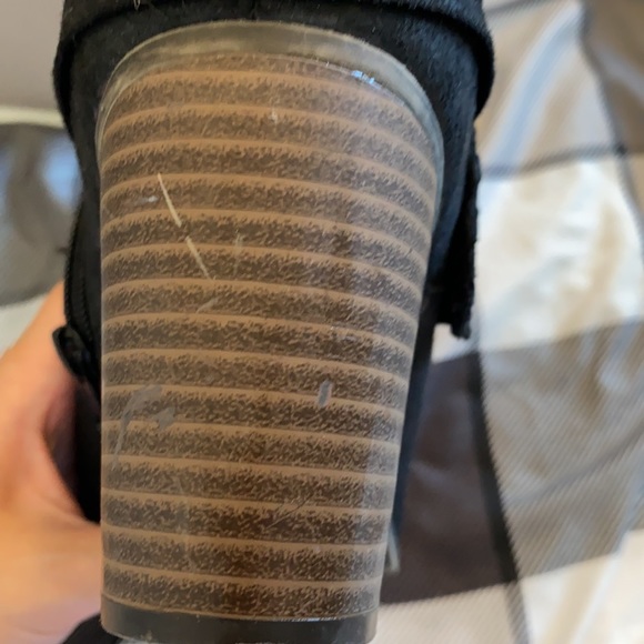 *SOLD* Fergie heeled bootie - Picture 6 of 7